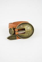 Load image into Gallery viewer, Oval Embossed Vintage Buckle Belt 🤠
