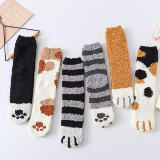 Paw Socks – House of Hart Boutique